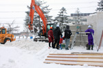 重機での雪積み